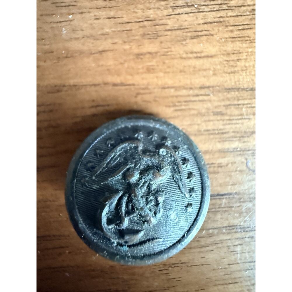 Antique WWI Era US Navy Eagle Anchor Uniform Buttons Set of 4 Waterbury - Picture 8 of 9